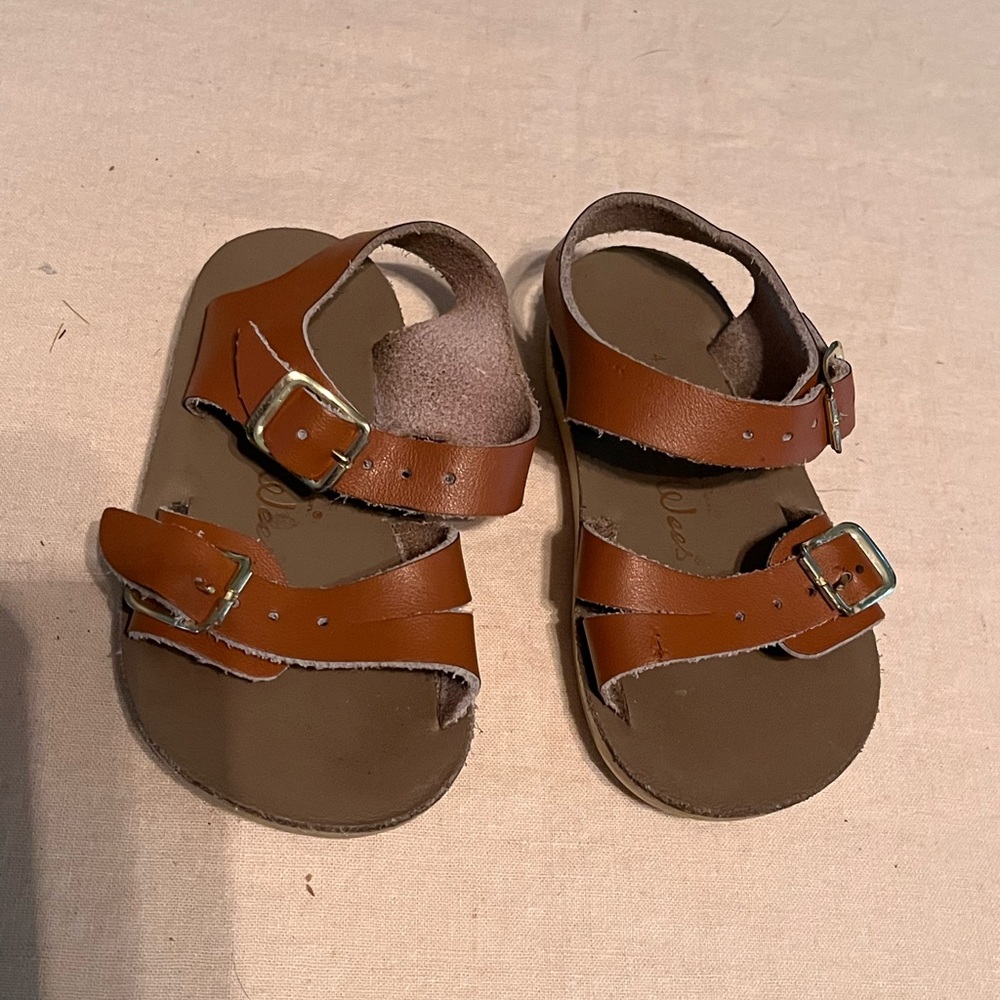 Sea Wees Sandals, brown size 4